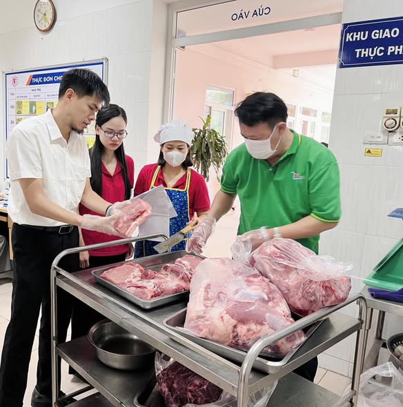 HƯỞNG ỨNG THÁNG HÀNH ĐỘNG VÌ AN TOÀN THỰC PHẨM